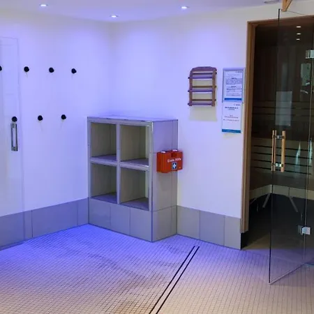 Apartament Lord Nelson 13 *